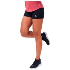 Short De Trail Odlo Essential Sprinter Tights Short Wmn Black -Plein Air Sports Équipements Magasin 1235b93fed97d369bda8a46097141cf450392f4d E22ODLOTTB1196268 1