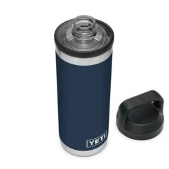 Gourde Yeti Bouteille Rambler 18 OZ (532 Ml) Navy 7 Gourde Yeti Bouteille Rambler 18 OZ (532 Ml) Navy -Plein Air Sports Équipements Magasin 5a3965b10991f125e3722603a6f3a28015c0dac2 E22YETIACC88003 YETI0102250 3