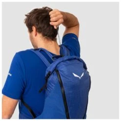 Sac à Dos Salewa Pedroc 16 Electric 23 Sac à Dos Salewa Pedroc 16 Electric -Plein Air Sports Équipements Magasin 8ffb135d54cf7359f36a81793d9a62012be07687 E23SALEACC361717 SALE0681735 904