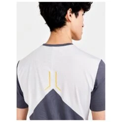 Tee-shirt De Trail Craft Pro Hypervent SS Tee Granite-Ash 11 Tee-shirt De Trail Craft Pro Hypervent SS Tee Granite-Ash -Plein Air Sports Équipements Magasin 914e29437acf20c083a4047b91fc213ad8fede99 E22CRAFTTH2215364 11