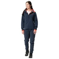 Veste VTT Vaude Women's Qimsa Softshell Jacket Dark Sea Uni 13 Veste VTT Vaude Women's Qimsa Softshell Jacket Dark Sea Uni -Plein Air Sports Équipements Magasin c7de77511f92368d0cc52afea95c7bbe968b36f4 H23VAUDVTT2252517 901