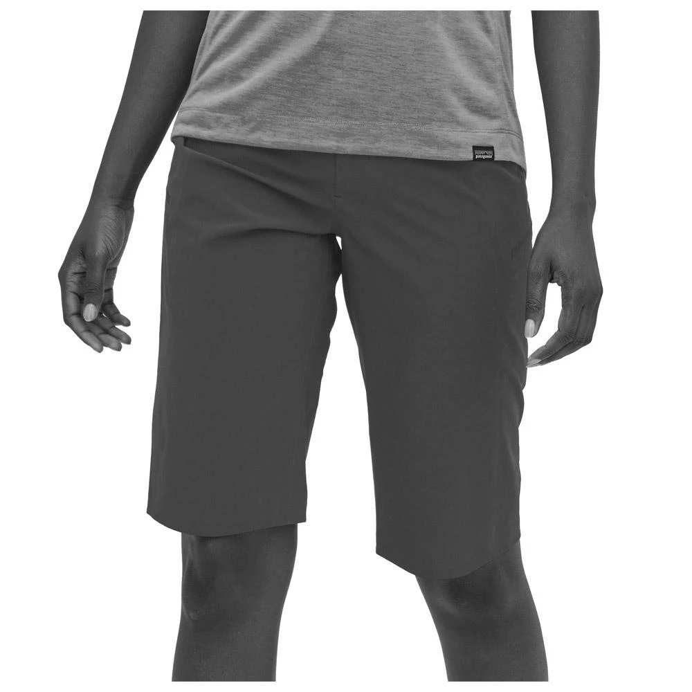 Short VTT Patagonia W's Dirt Roamer Bike Shorts Kelp Ka-Pow: Plume Grey 7 Short VTT Patagonia W's Dirt Roamer Bike Shorts Kelp Ka-Pow: Plume Grey – Image 5